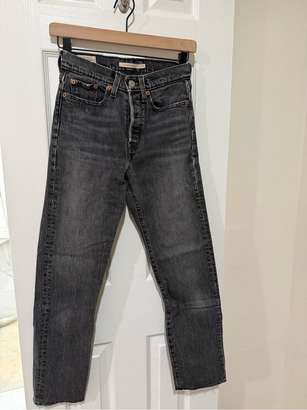 Women's Black Washed Straight-Leg Jeans